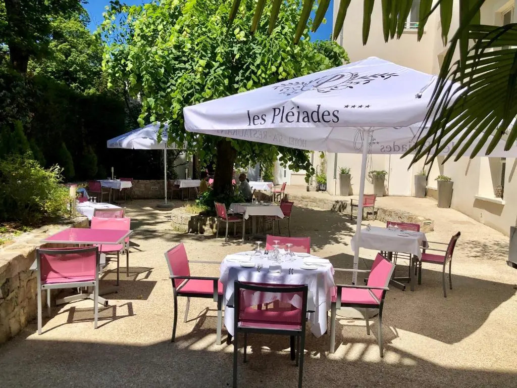 Les Pléiades Hôtel - Spa - Restaurant