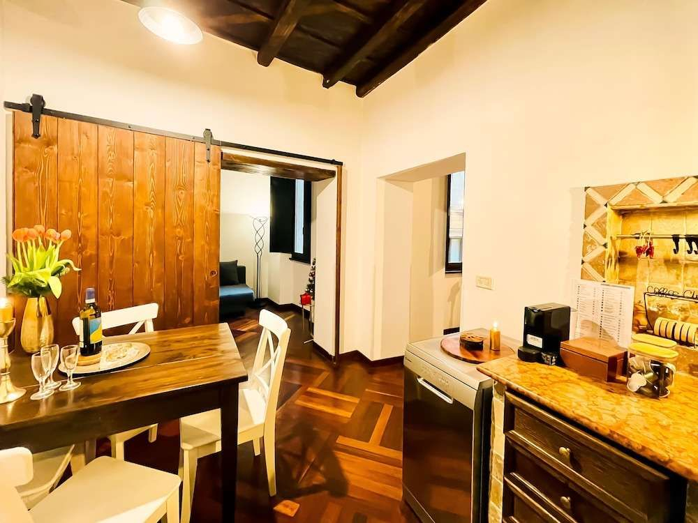 SJR Luxury Apartment Trevi Fountain