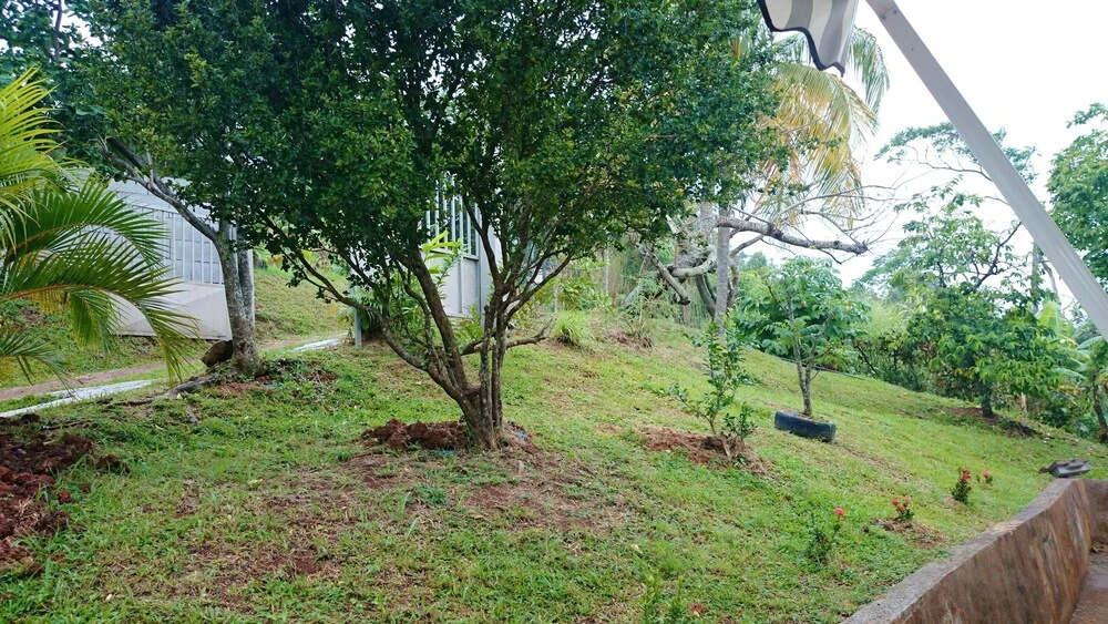 House With One Bedroom In Le Francois With Enclosed Garden