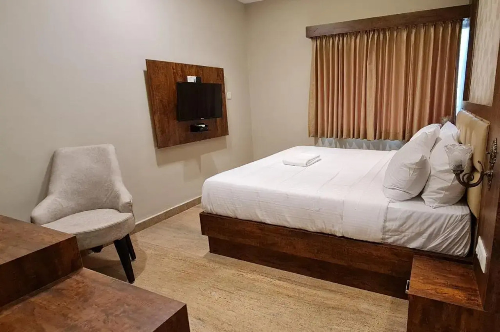 Al Noor Palace Business Class Hotel