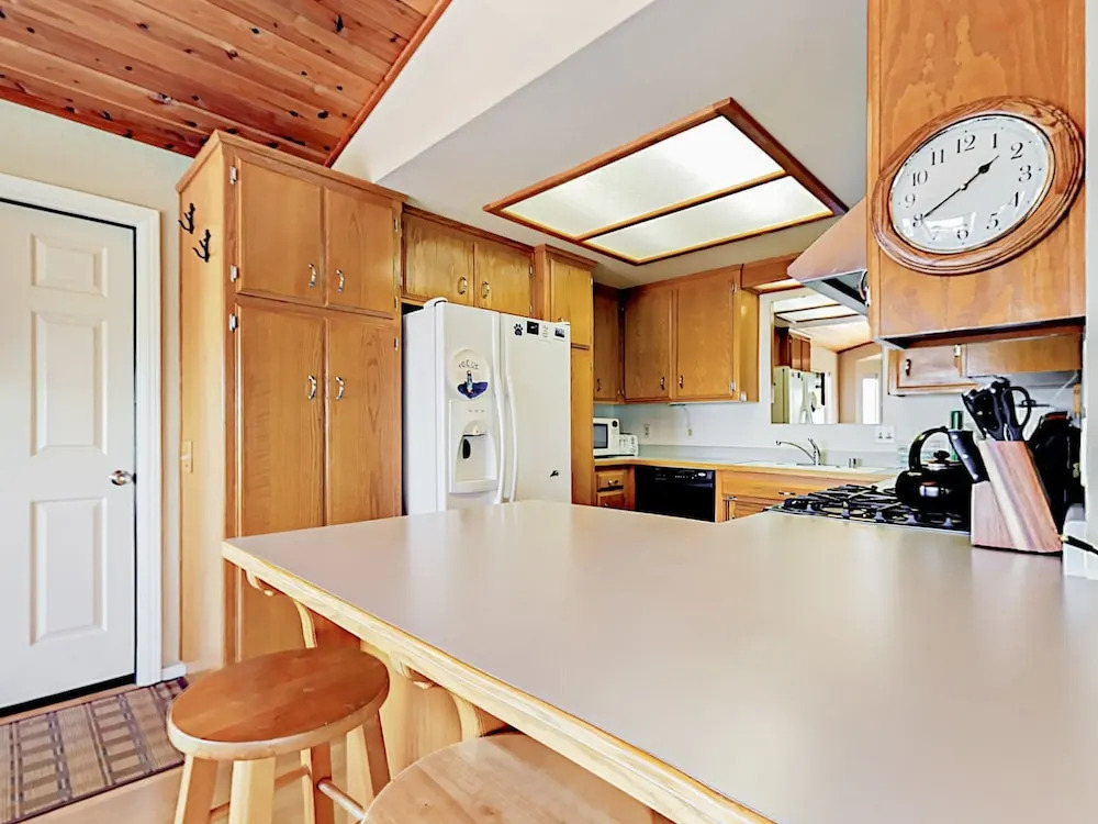1773 Spencer Street Home 3 Bedrooms 2 Bathrooms Home