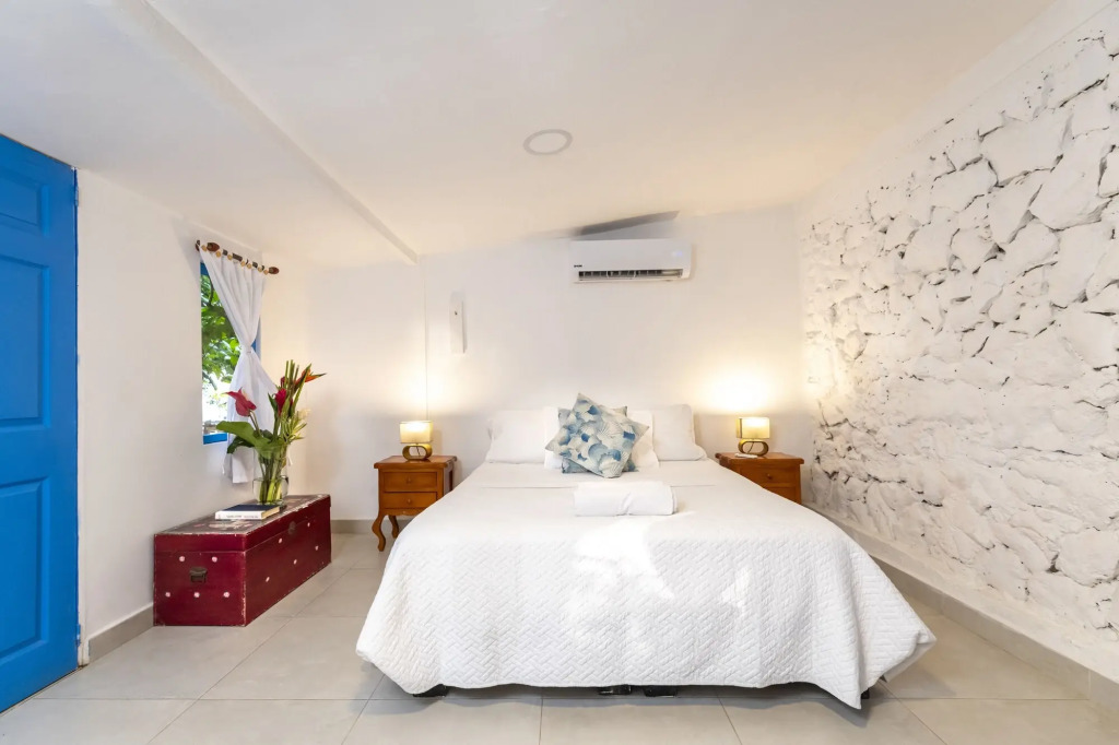 Hotel Coralina Island