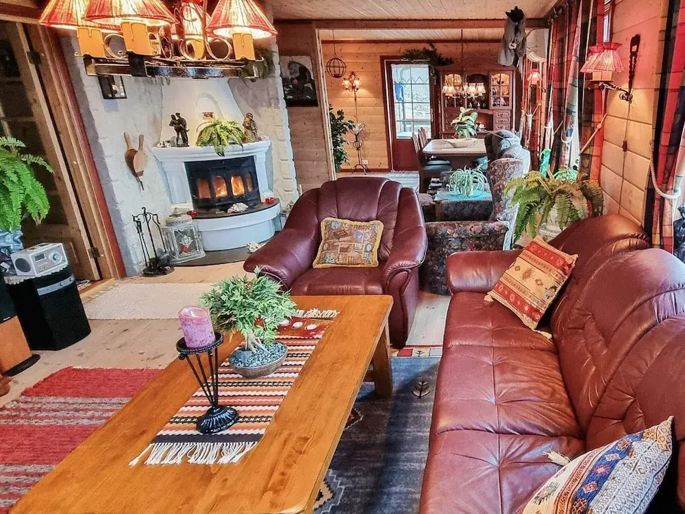 Nice Home In Hundeidvik With House Sea View