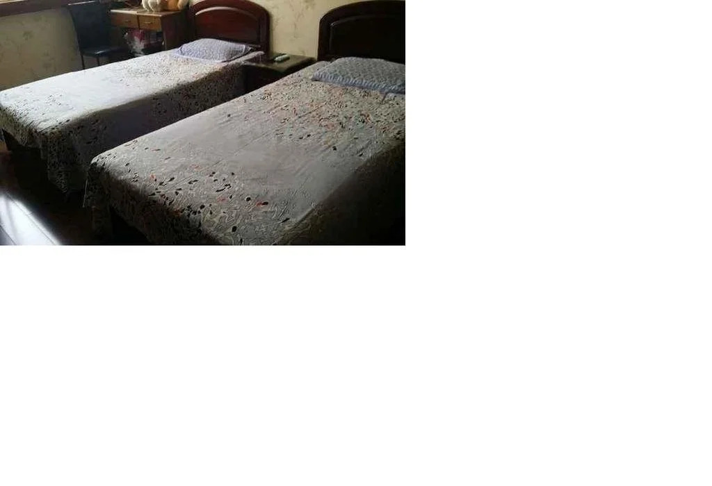 Huangchengxiangfu 404 Home Stay