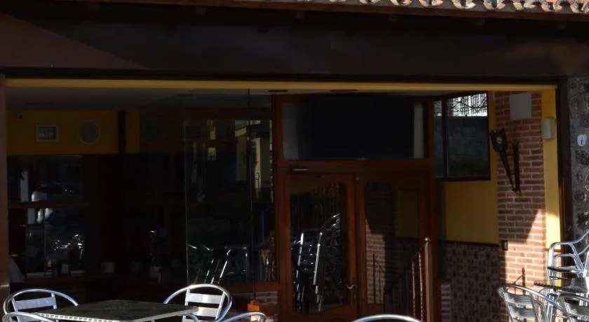 Hostal Avenida