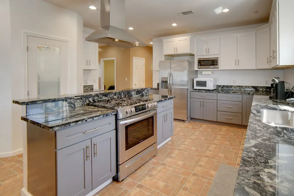 Clearlake Vacation Rental w/ Nearby Lake Access