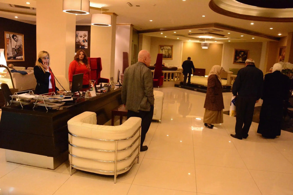 Sandy le Oriental Hotel
