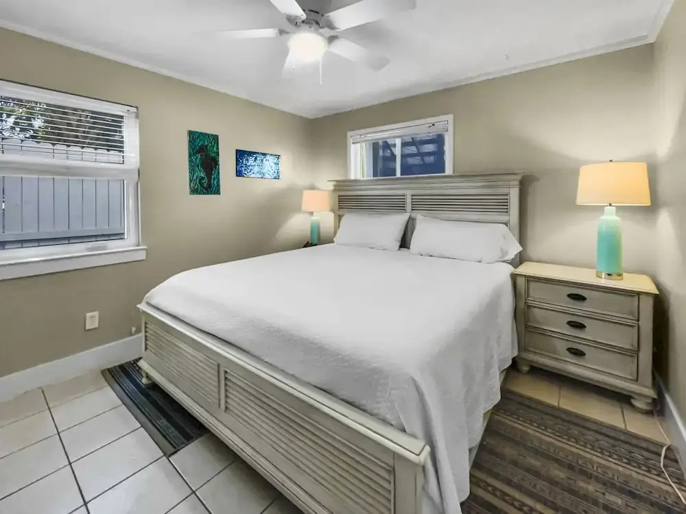 Leeward Ii-3-front Row 1 Bedroom Condo by RedAwning