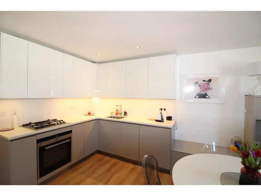 Stylish Modern 1BR Flat for 4 in Shore Side Leith