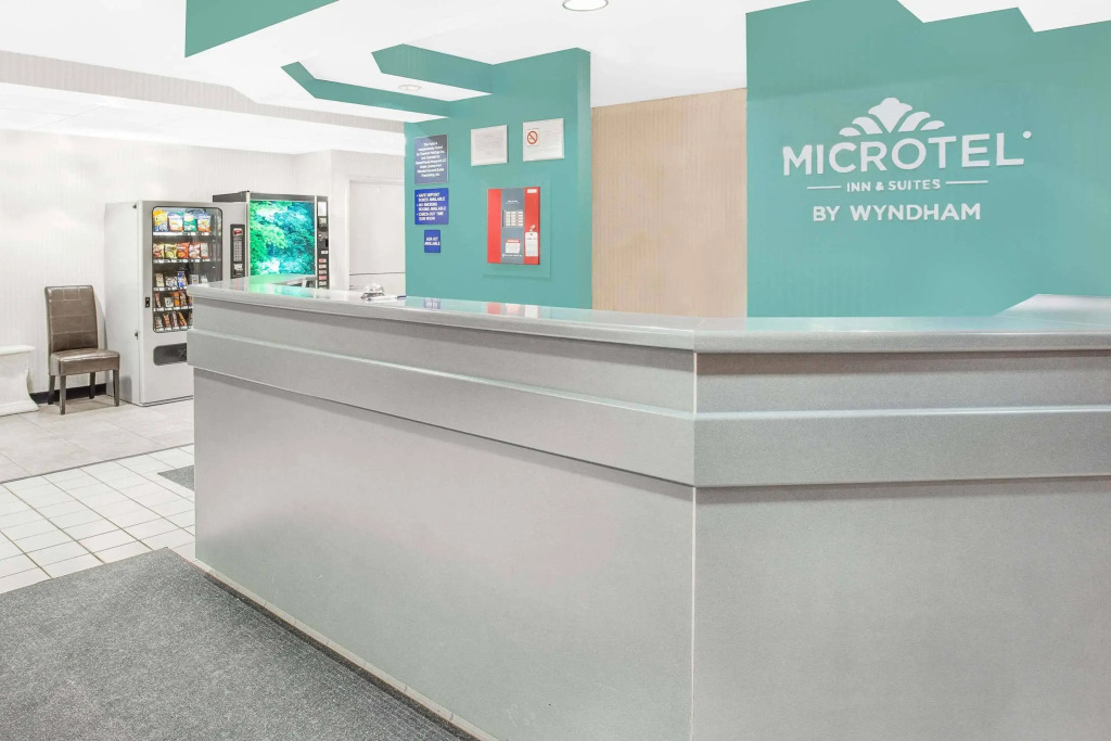 Microtel Inn & Suites by Wyndham Fond Du Lac