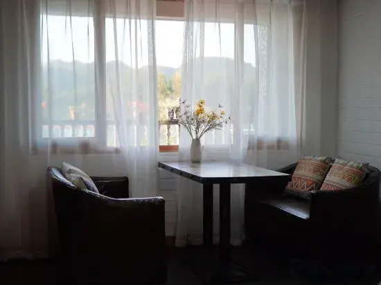 Guyan Huaxiang Jiangnan Hostel