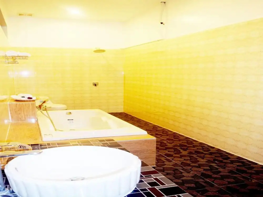 Crystal Hotel