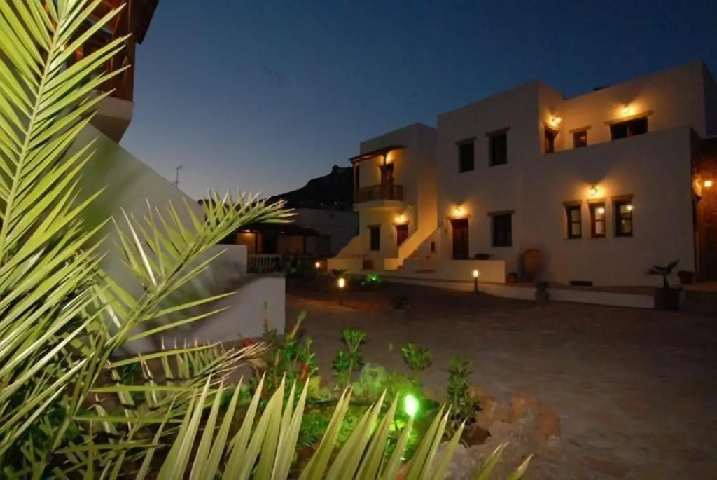 Panteli Beach Studios & Apartments