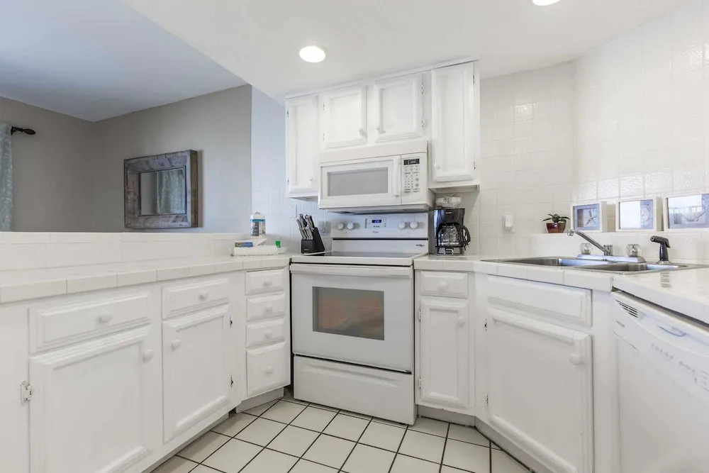 Inverness Condominium 805