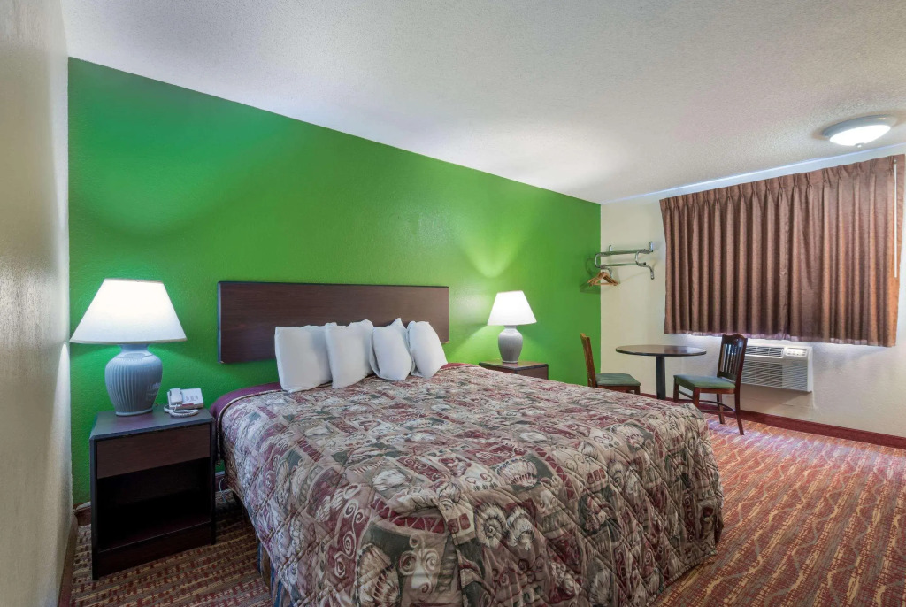 Rodeway Inn Benton
