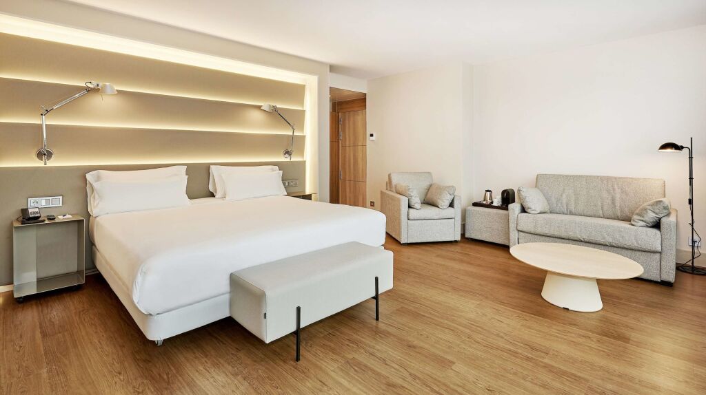 NH Sants Barcelona
