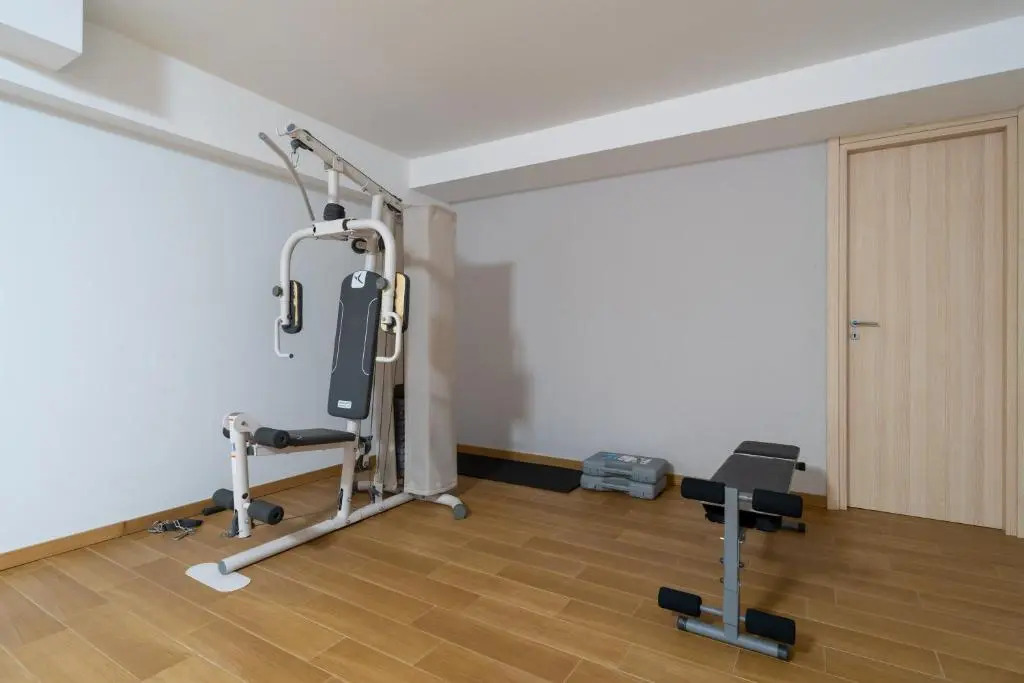 Intera villa ad uso esclusivo con 2 bagni 4 camere da letto,garage,giardino,area fitness,lavatrice,wifi