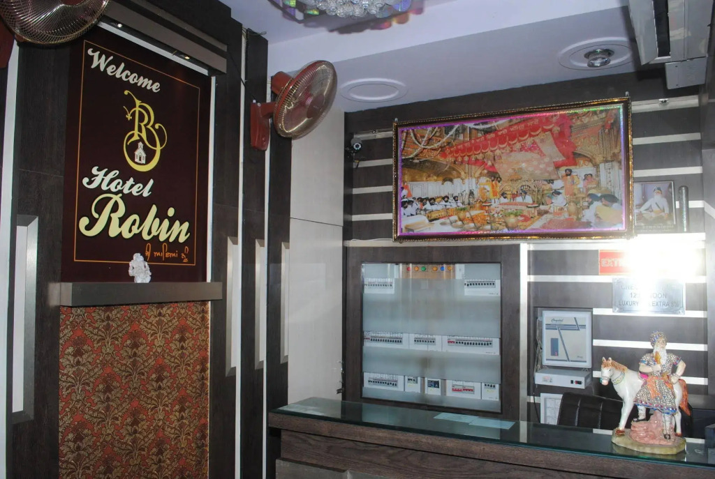 HOTEL ROBIN