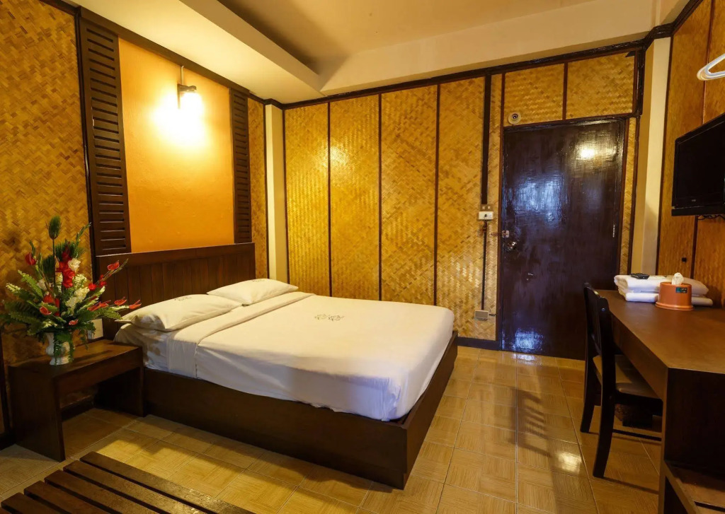 Luck Thai Hotel