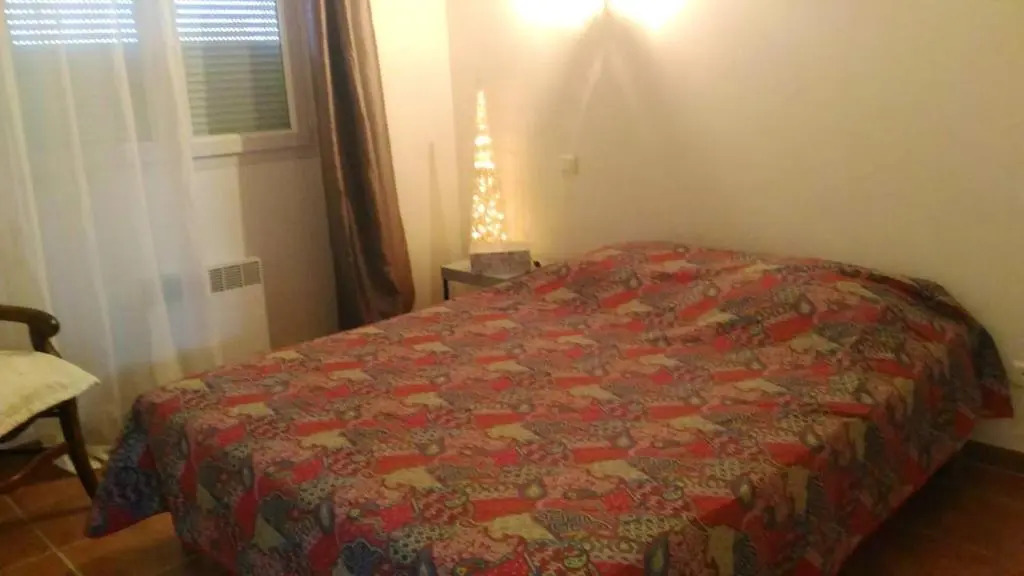 Maison de 2 chambres avec jardin clos a Aigues Mortes