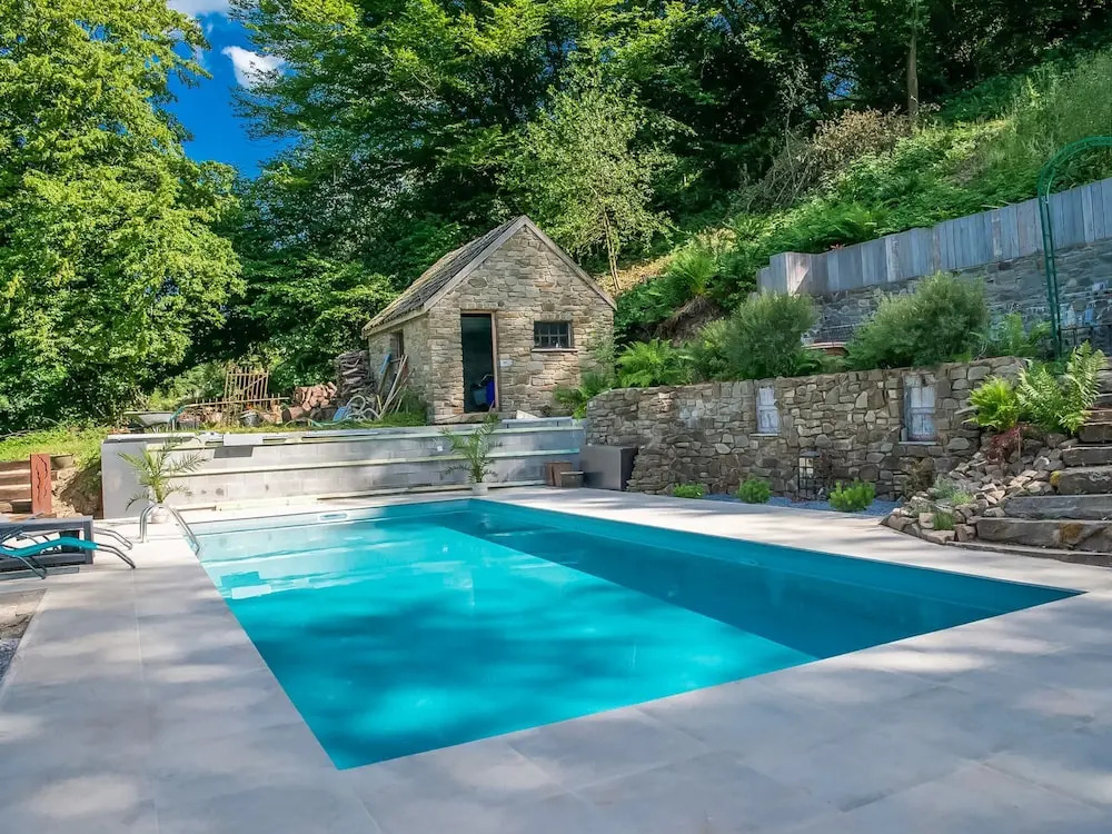 Holiday home with sauna and swimming pool