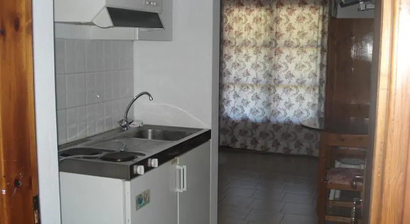Tanias House