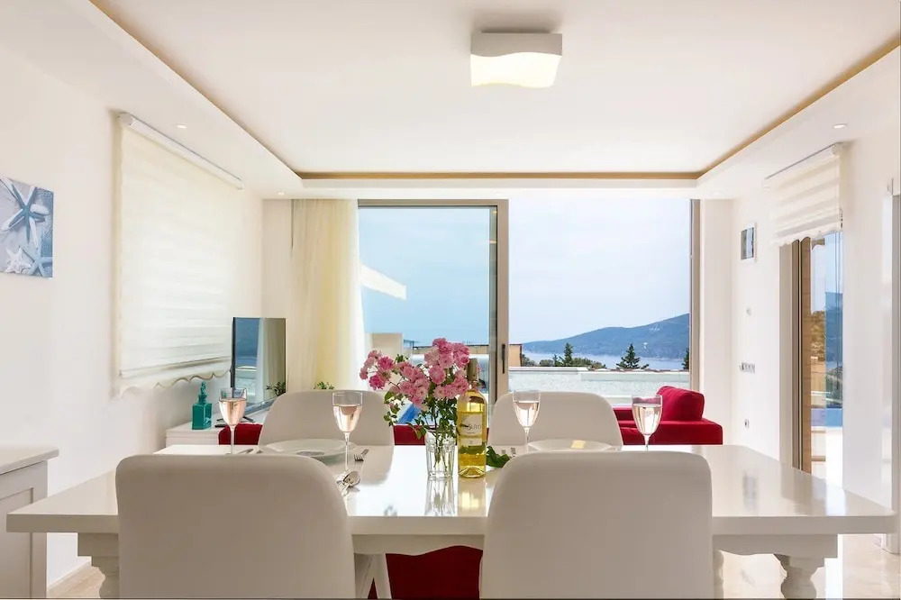 Villa Likapa 3