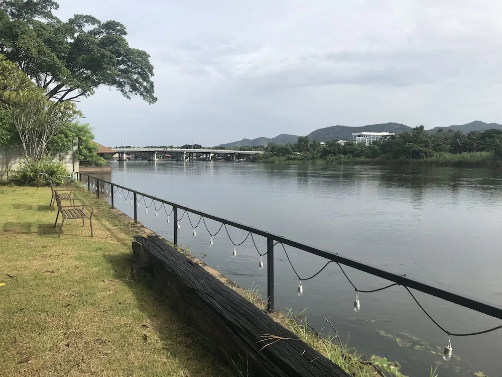 West Wonder Riverside Resort