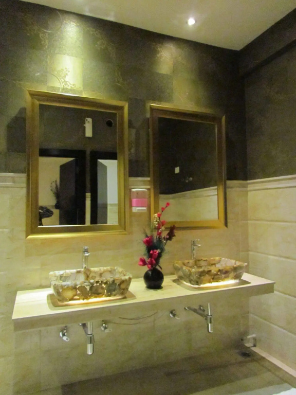 Hotel Pine Spring Srinagar Wazir Bagh