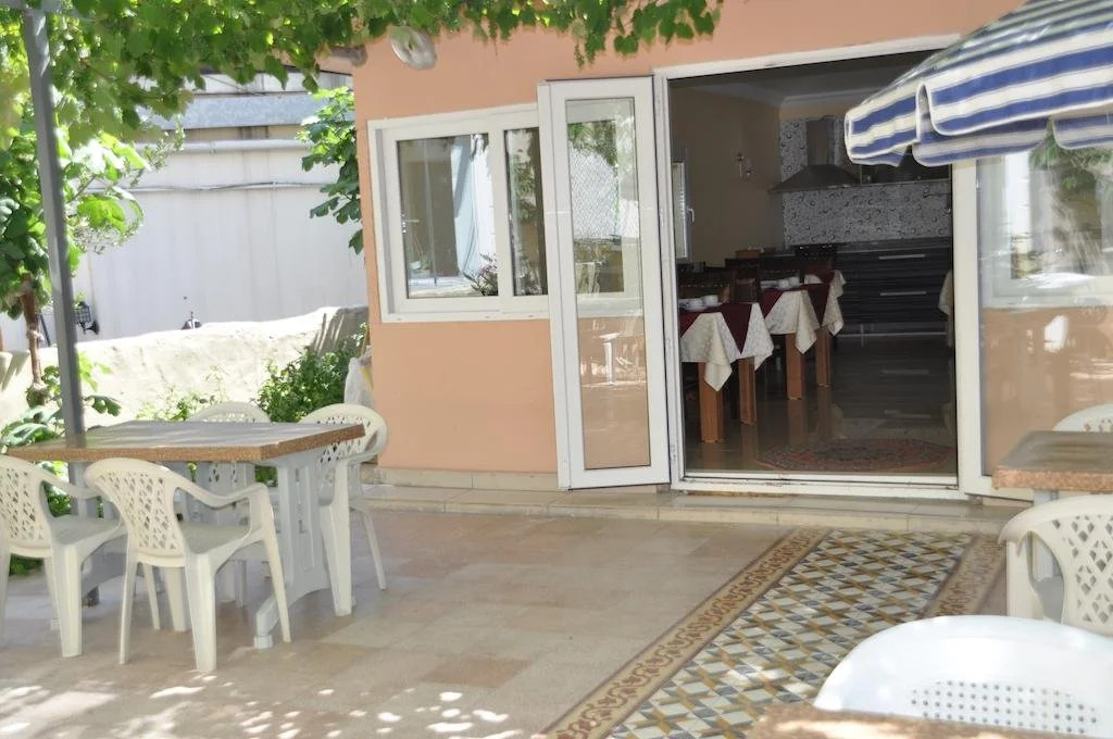 Safak Hotel
