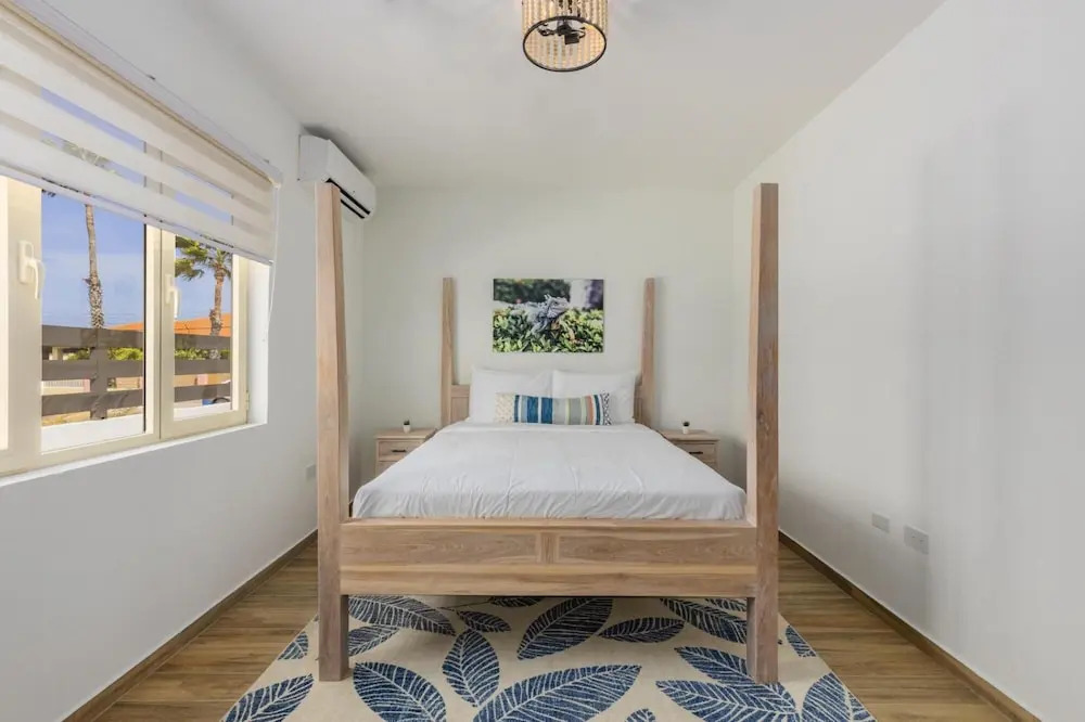 New 3BR 2BA With Huge Pool and Outdoor Area BBQ