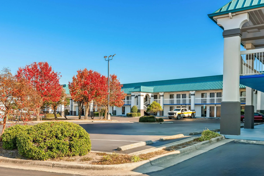 Days Inn by Wyndham Saint Pauls
