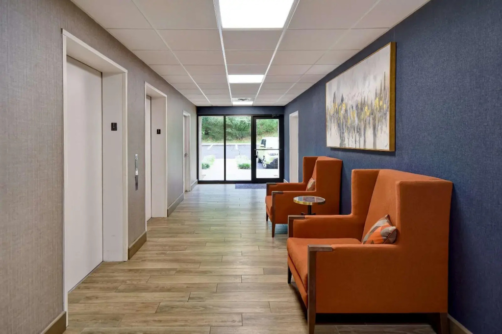 Hampton Inn Birmingham Colonnade