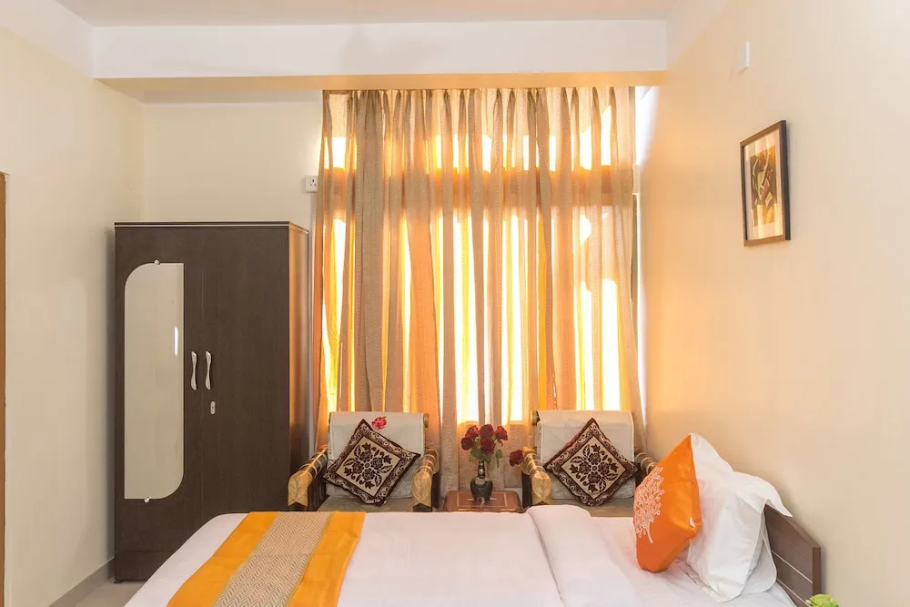 OYO 8209 Home Stay Down Town