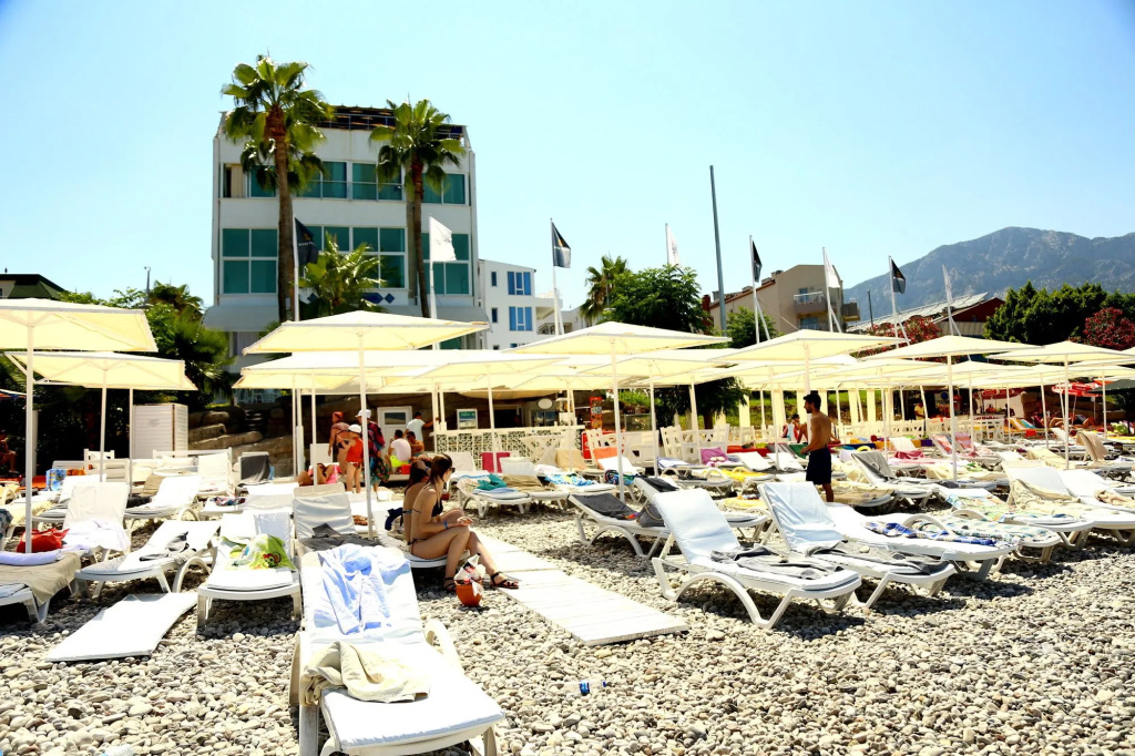 Viking Beach Hotel & Spa