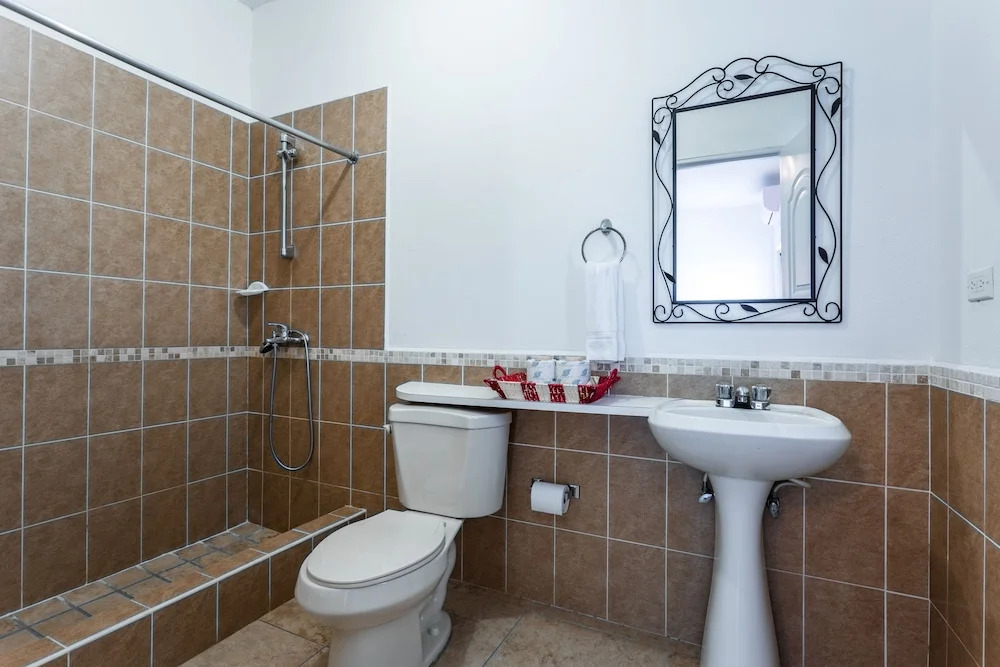 The Manoah Boutique Hotel