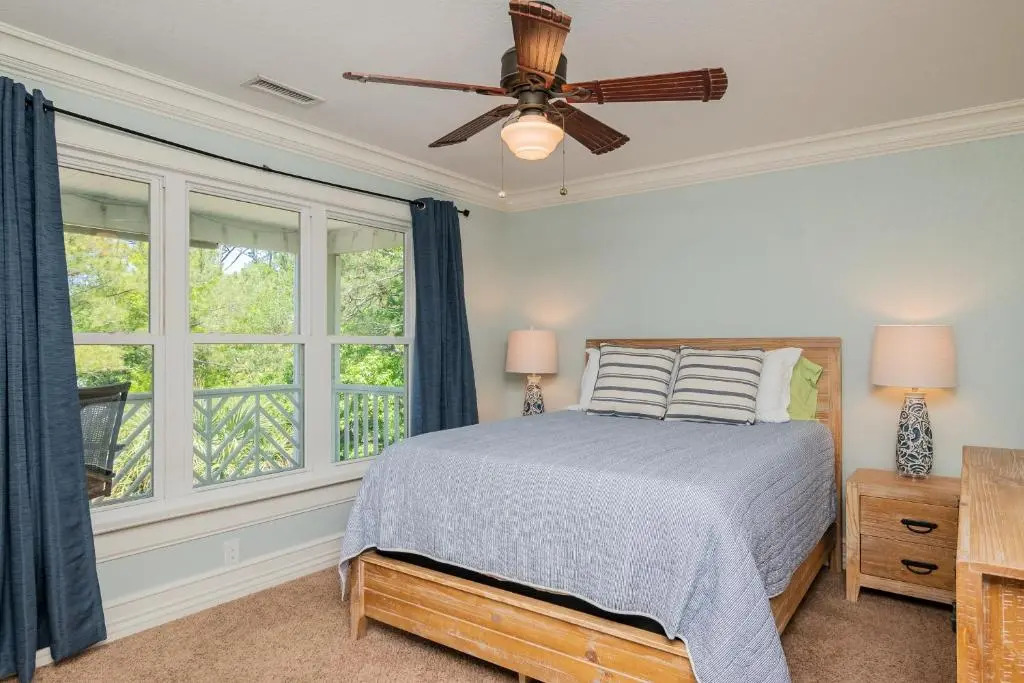 Wingspan by Oak Island Accommodations