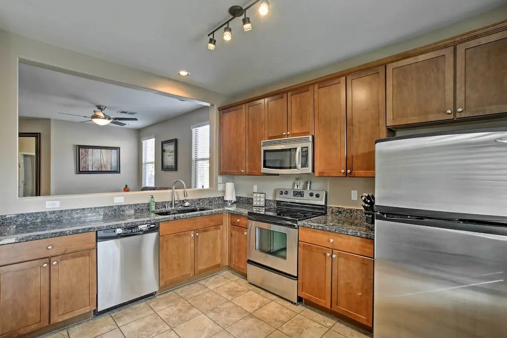 Dog-friendly Arizona Retreat w/ Patio & Grill!