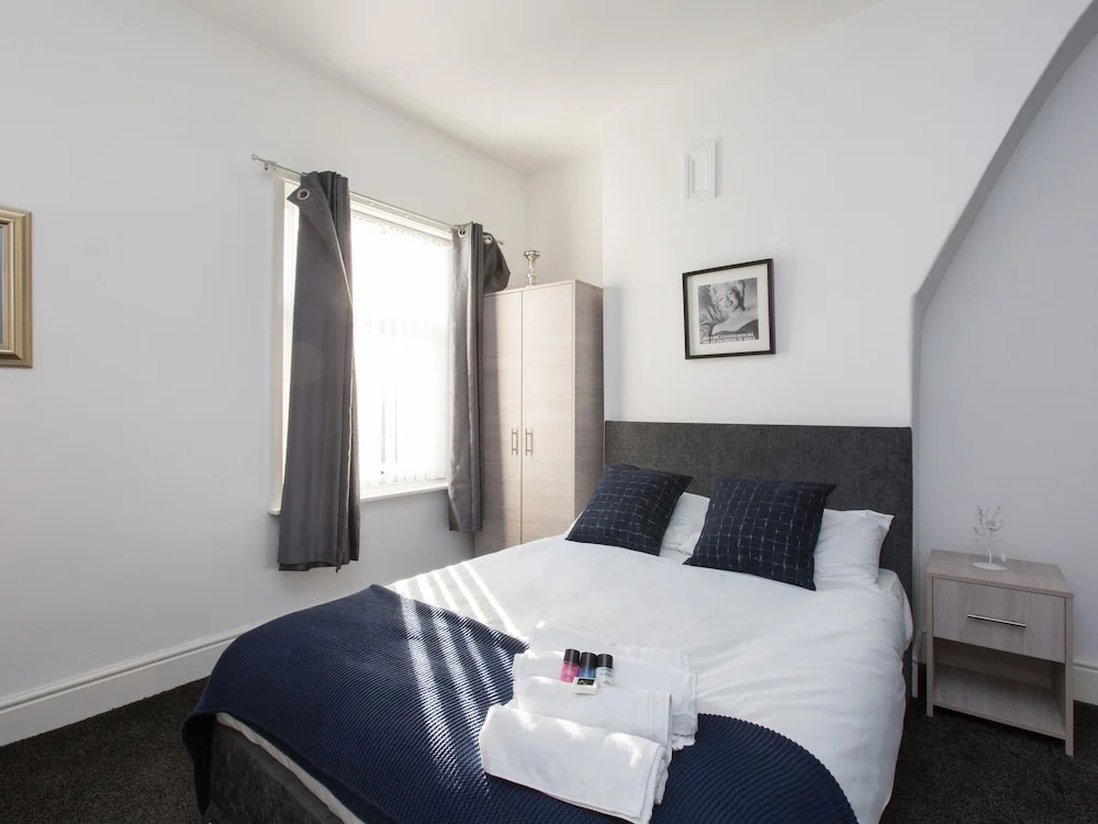 Townhouse @ Newlands Street Stoke
