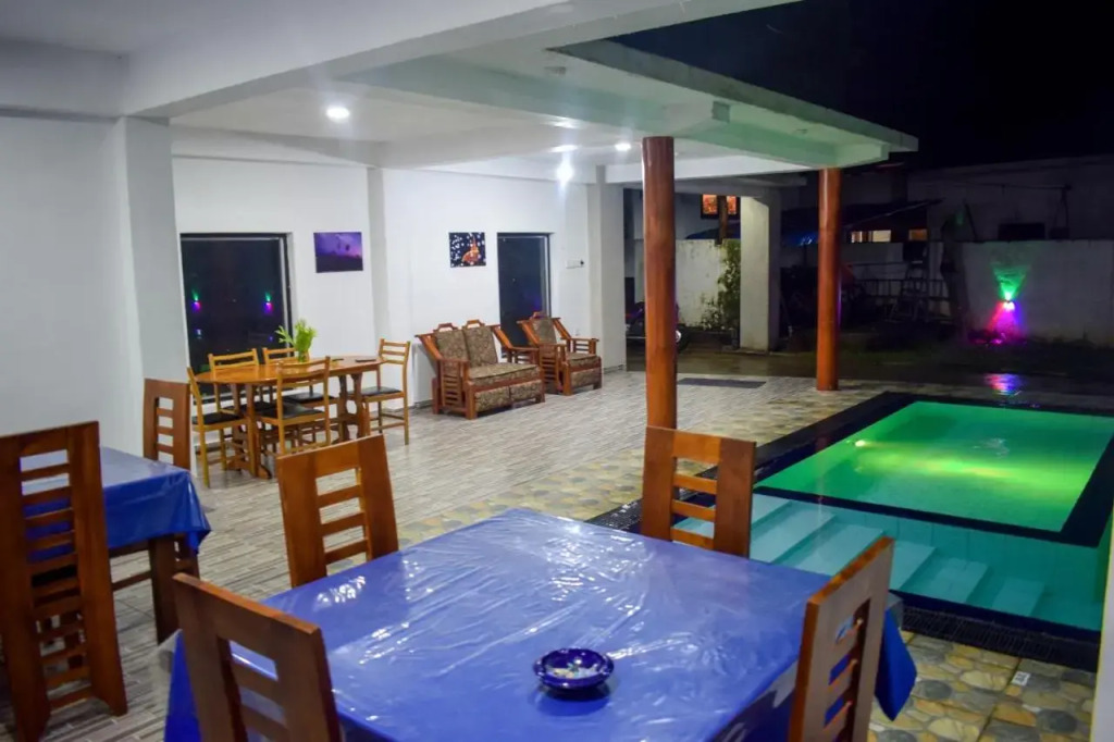 Singha Guest House