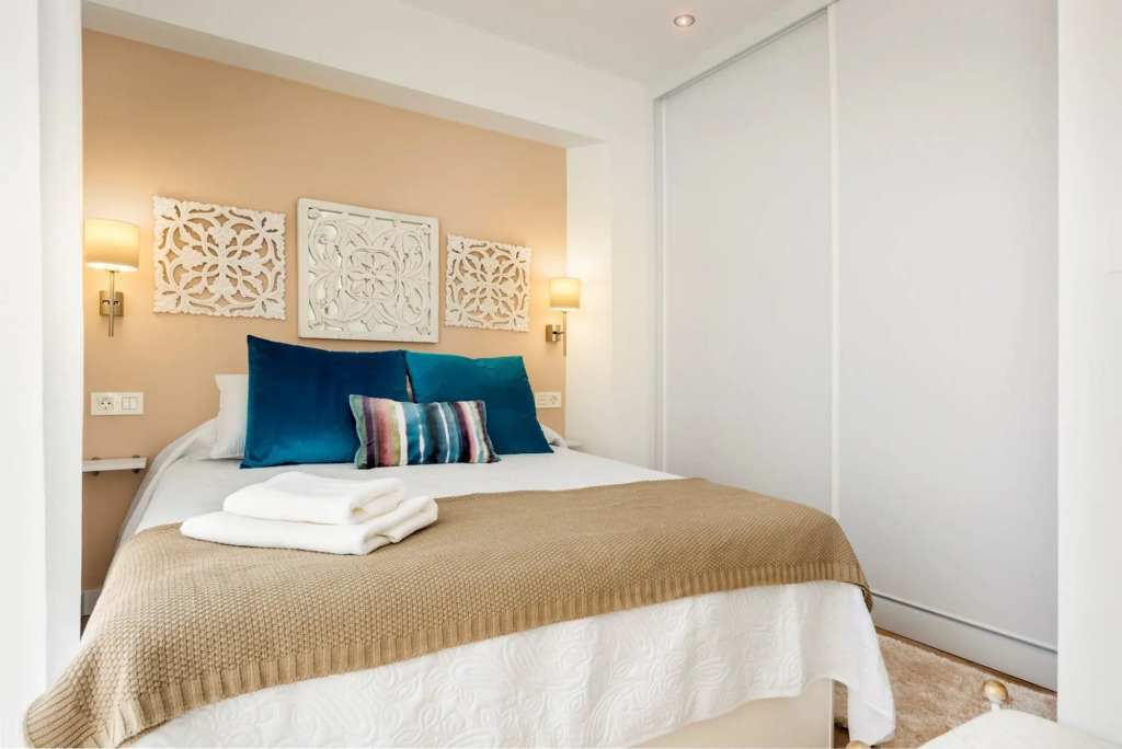 Prime Location, Cozy 2 Bedroom Apartment - Santo Cristo II
