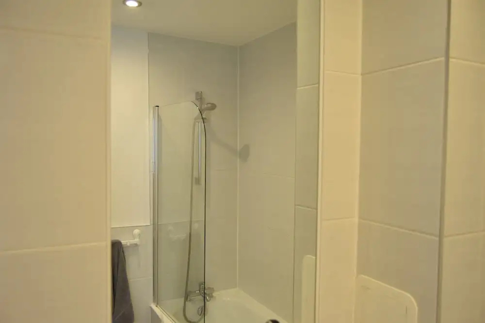 Modern 1 Bedroom Flat in East London