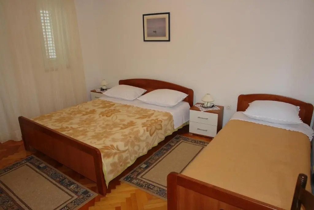 Apartments with parking space Mandre, Pag - 18748