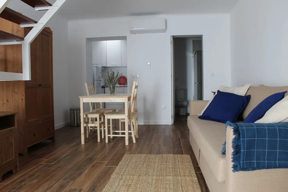 New Apartment Near Amoreiras by Rental4all