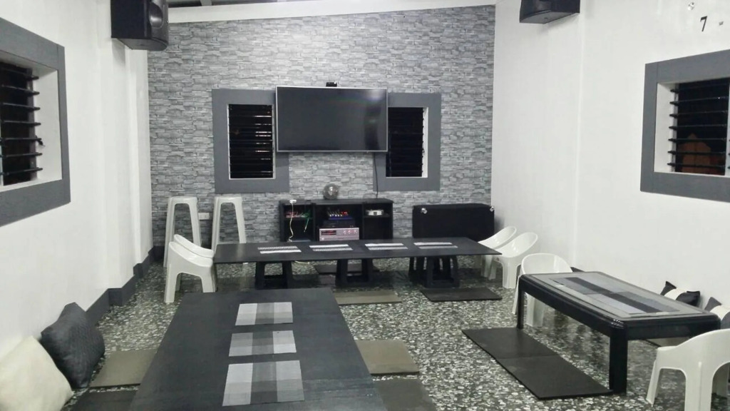 ERVoruto Hostel Makati