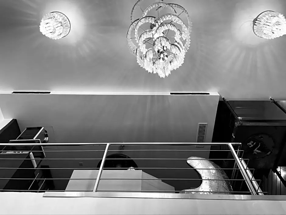 Venue C , Luxury 6 Bedroom Mansion