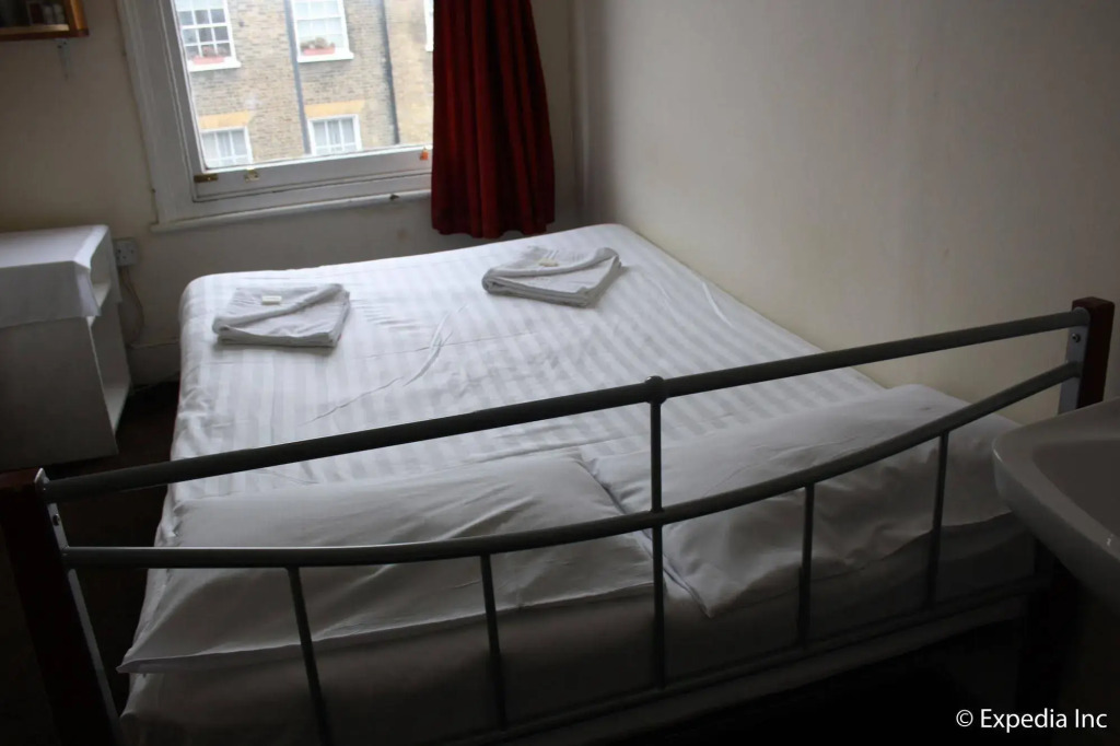 Daisy Hotel