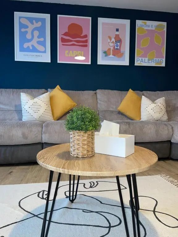 Ross Place Apartment