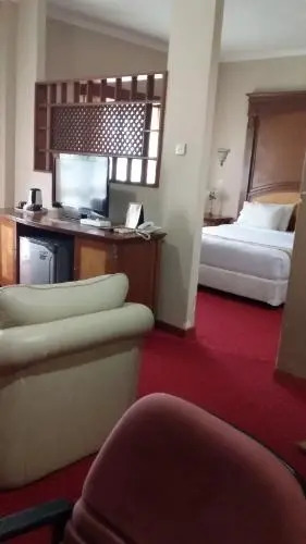 Hotel Bukit Serelo