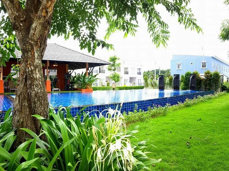 The Laguna Rest